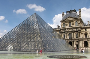 Le Louvre in Paris, France