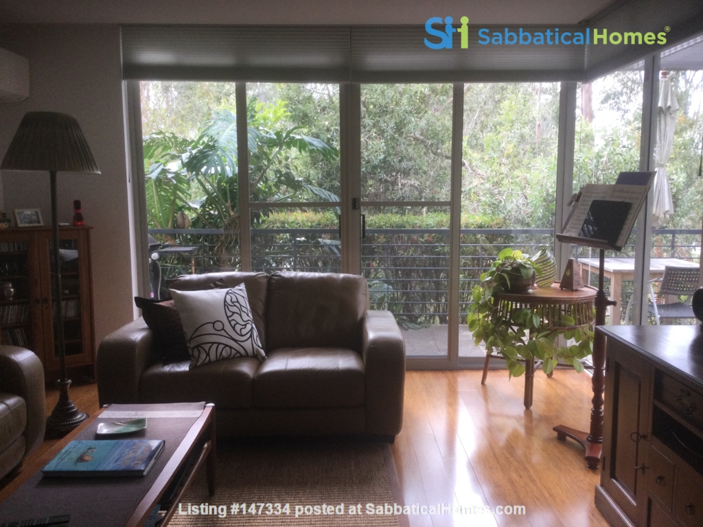 SabbaticalHomes.com Listing 147453, a garden apartment in Sydney, Australia.