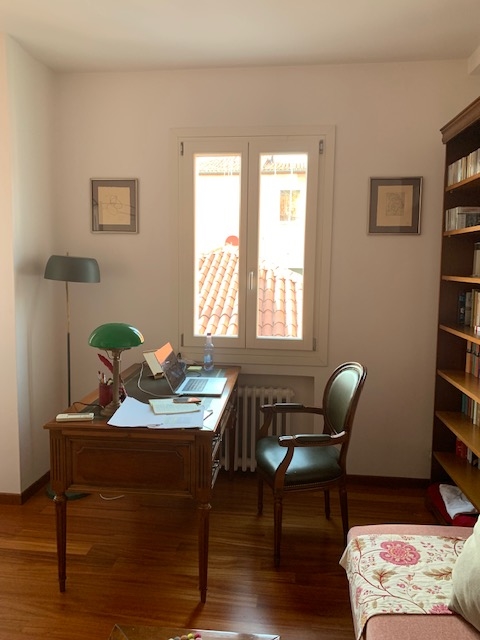 A perfect corner desk for study, writing or reviewing research in Venice, Italy.