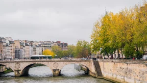 short term academic paris; Photo by Evans Joel